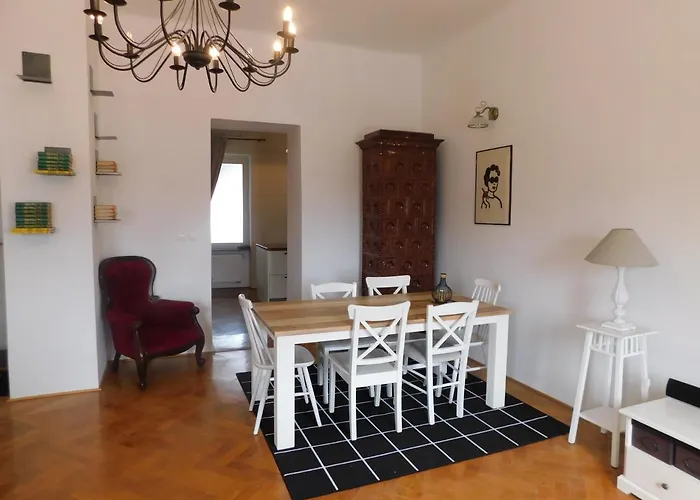 Cosy Resy Place 아파트 류블랴나