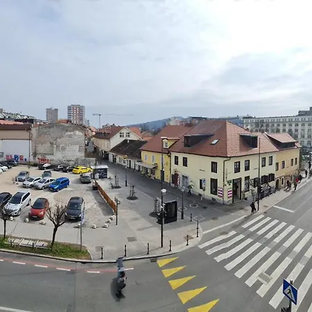 Cosy Resy Place Apartma *